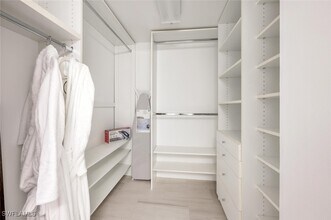 Building Photo - 4021 Gulf Shore Blvd N