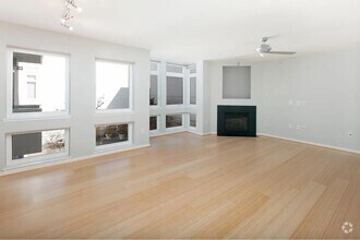 Building Photo - 3208 Pierce St