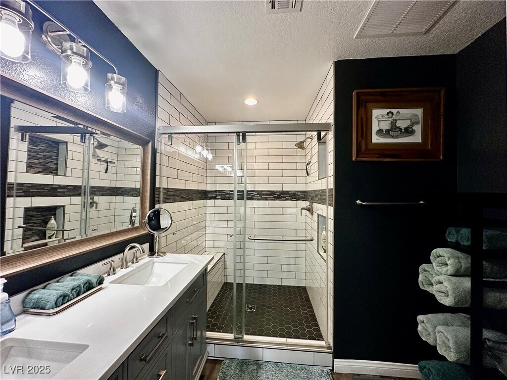 Foto principal - 41 Stone Cress Dr