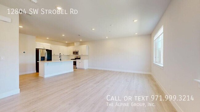 Foto del edificio - 12804 SW Strobel Rd