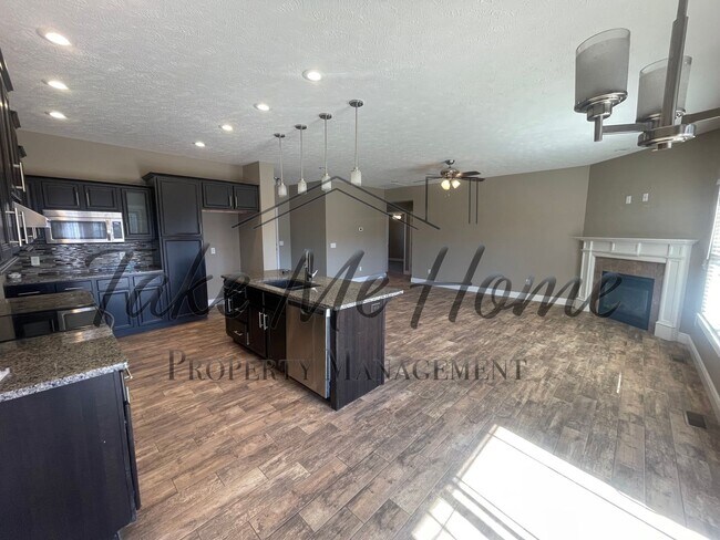 Foto del edificio - 4 Bedroom home in Springfield school district!