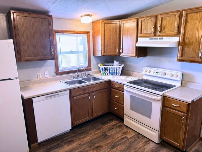 Foto del edificio - 435 Timber Ridge Ln