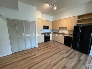 Building Photo - 488 E Ocean Blvd