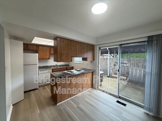 Foto del edificio - 955 Taylorsview Dr