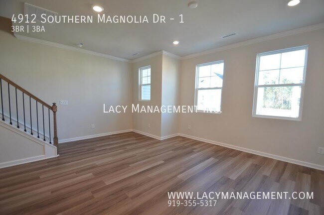 Building Photo - A Beautiful Townhome with SS Appliances an...