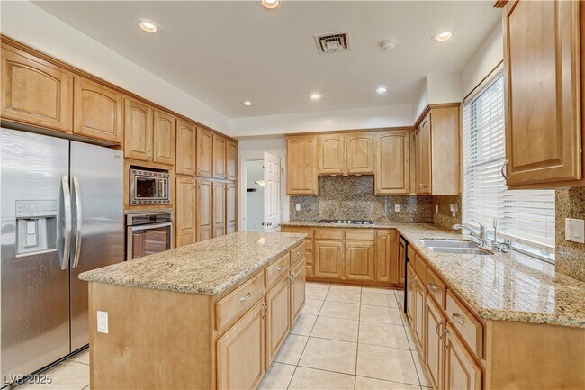 Foto del edificio - 136 Ultra Dr