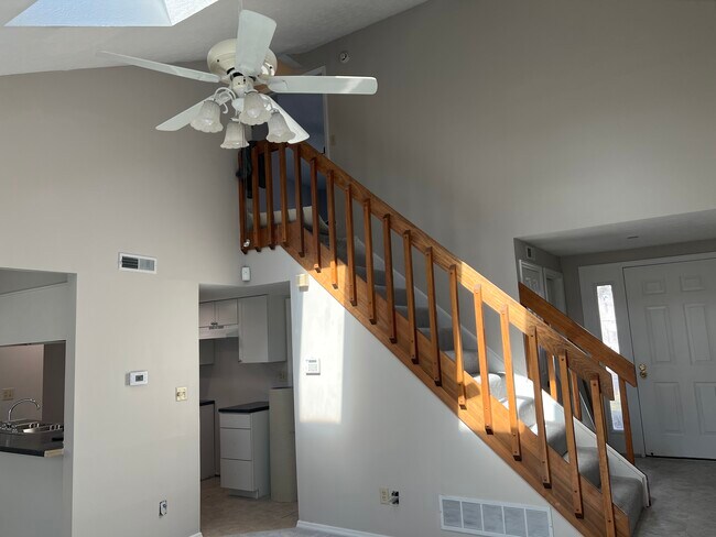 Living Room - 2384 Fieldstone Cir