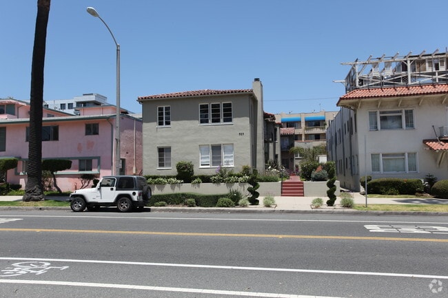 Building Photo - 923 Ocean Ave