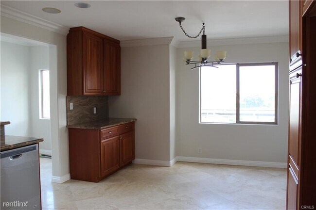 Foto del edificio - 3 br, 1.5 bath House - 500 N Irena Ave