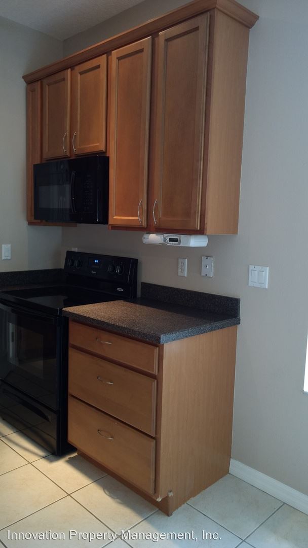 Foto del edificio - 8448 Dover View Ln