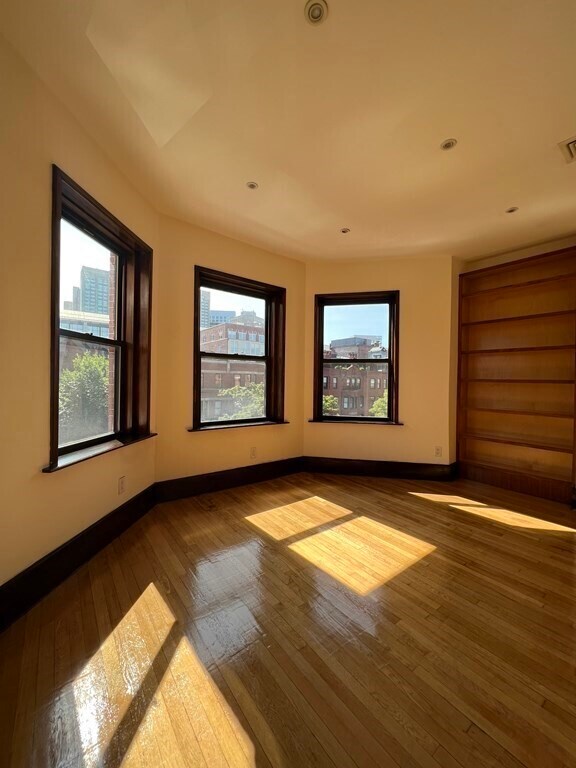 Foto del edificio - 34 Gloucester St