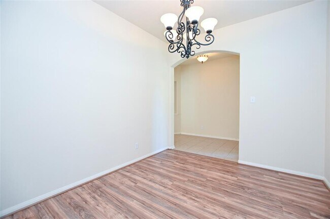Foto del edificio - 19119 Canyon Ferry Ln