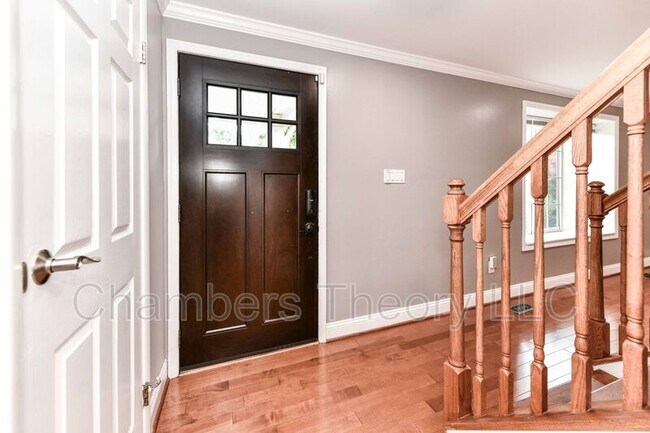 Building Photo - 12916 Framingham Ct