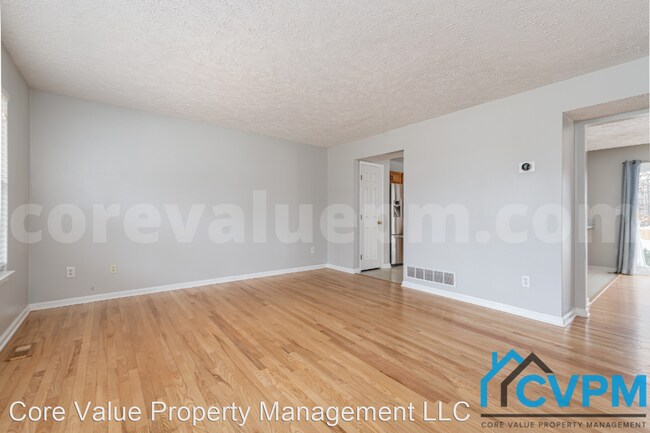 Building Photo - 3 br, 2.5 bath House - 423 Lincoln Ave