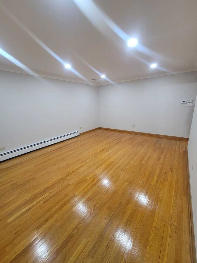 Foto del edificio - 8205 S Spaulding Ave