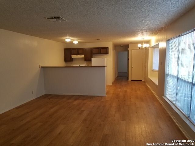 Building Photo - 8414 Cranberry Hill
