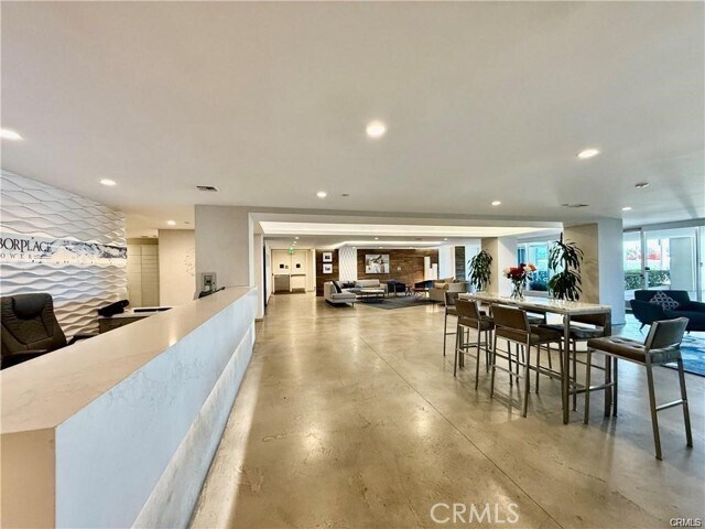 Foto del edificio - 525 E Seaside Way