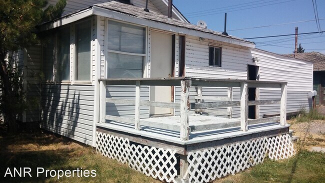 Foto del edificio - 1 br, 1 bath House - 633 W Carson