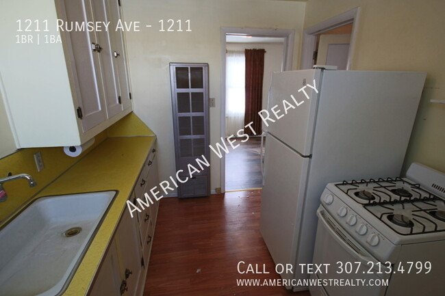 Foto del edificio - 1211 Rumsey Ave
