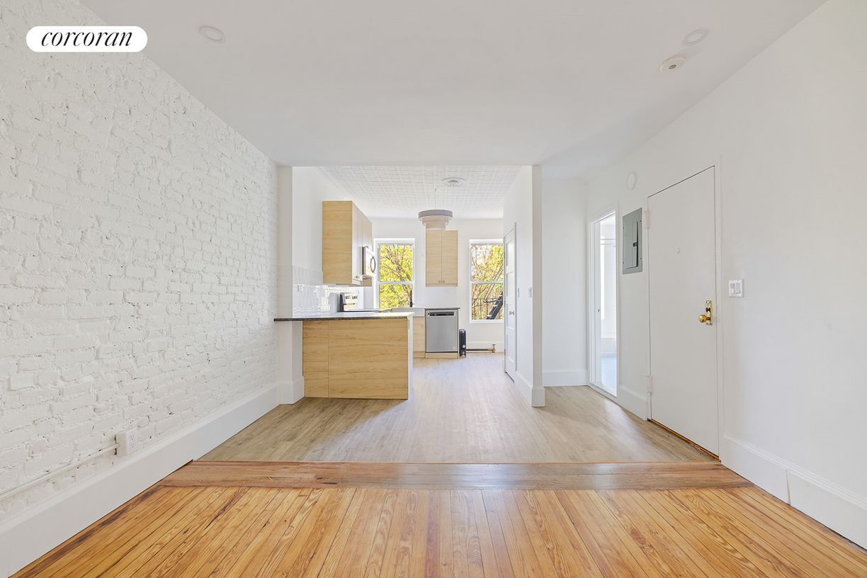 Foto principal - 86 4th Pl