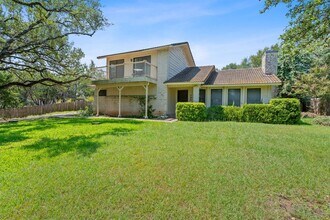 Building Photo - 709 Show Low Ct