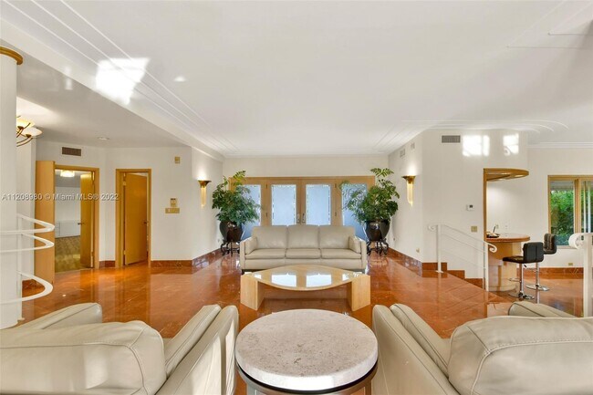 Building Photo - 122 Bal Bay Dr