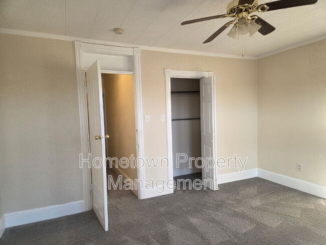 Building Photo - 309 Mifflin St