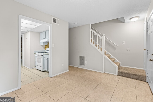Building Photo - 6349 Holcomb Way