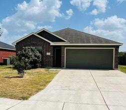 Building Photo - 1610 Windridge Dr