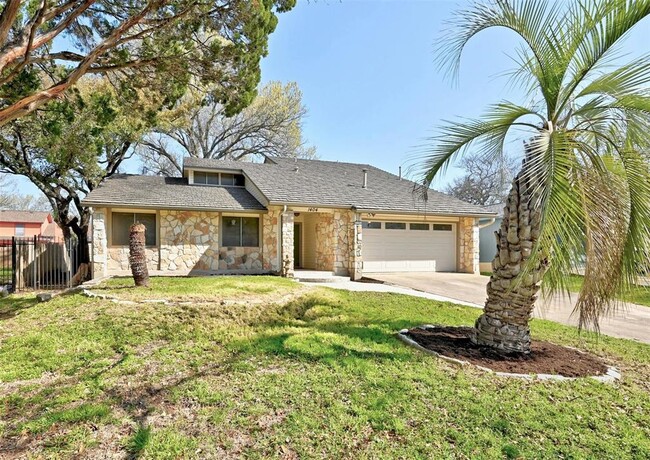 Building Photo - 1404 O K Corral