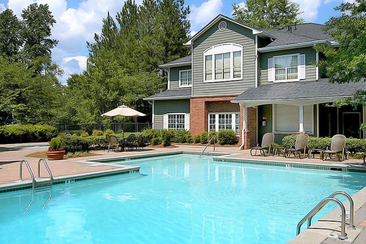 Glen Park Apartment Homes Rentals in Smyrna at 3740 Walton Way Smyrna