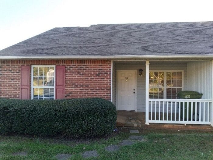 962 Wildwood Ln, Spartanburg, SC 29301 House Rental in Spartanburg