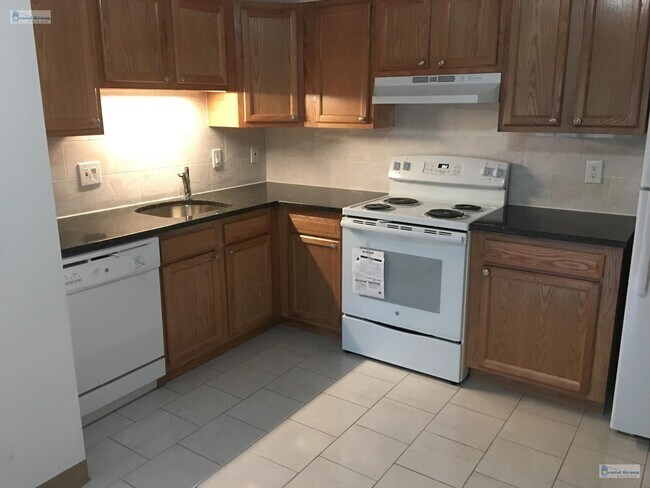 Foto del edificio - 109 Linden St