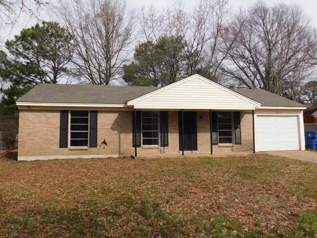 Building Photo - 2580 Valleybrook Rd