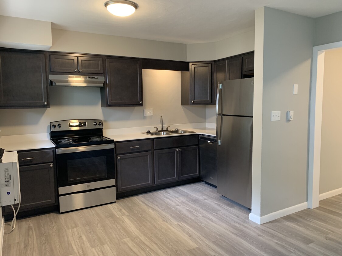 4th Street - Apartments in Charleston, IL | Apartments.com