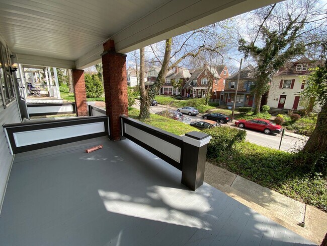 Building Photo - W Patterson Ave 72-74 NLLS