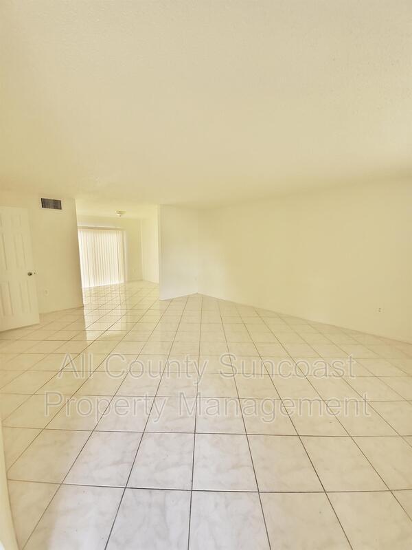 Foto del edificio - 7000 Burlington Ave N