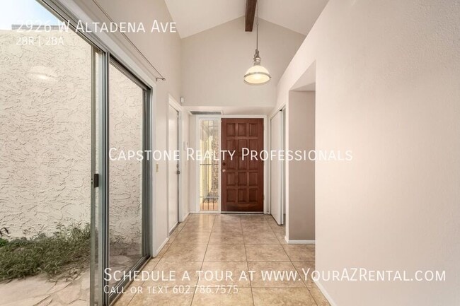 Photo - 2926 W Altadena Ave House