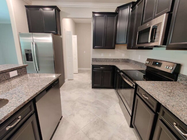 Foto del edificio - 23244 Willow Glen Way