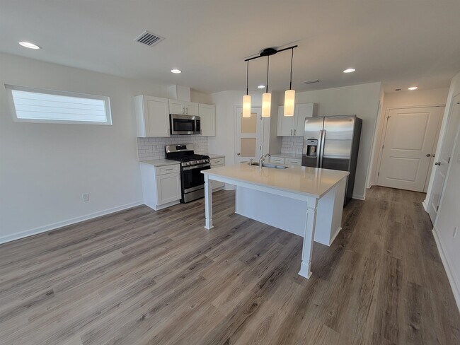 Foto del edificio - 1367 Landon Hills Dr