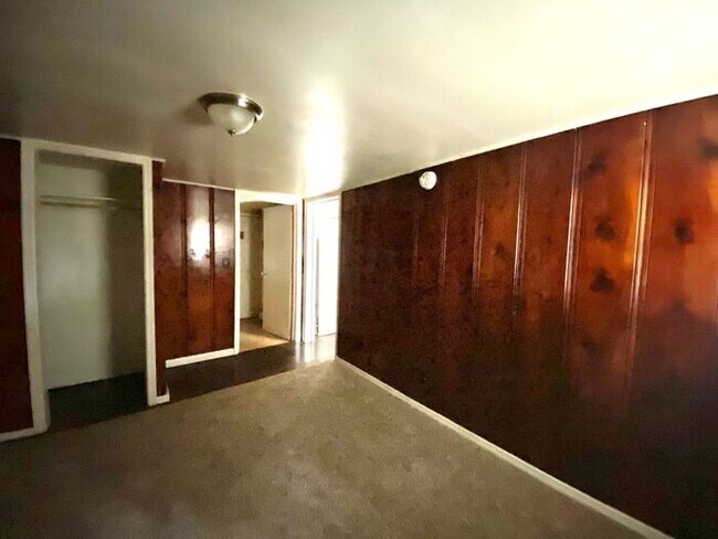 Foto del edificio - 220 Brown Pl