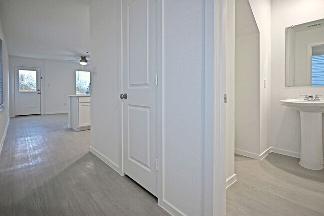 Foto del edificio - 12105 Floral Blossom