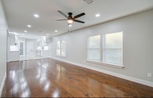 Foto del edificio - 3222 Berry St