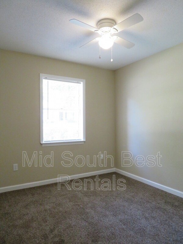 Building Photo - 4767 Bluff Wood Cove