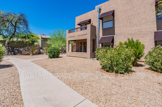 Building Photo - 16657 E Gunsight Dr