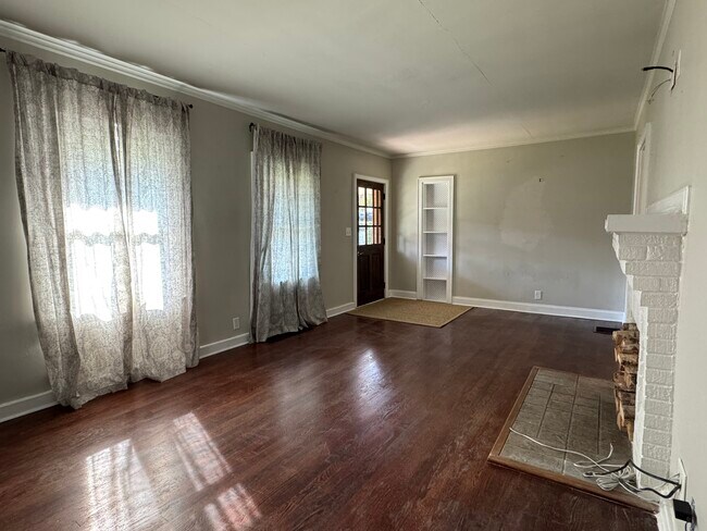 Foto del edificio - 5408 Villa Rd