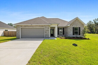Building Photo - 41338 Rosewood Ln