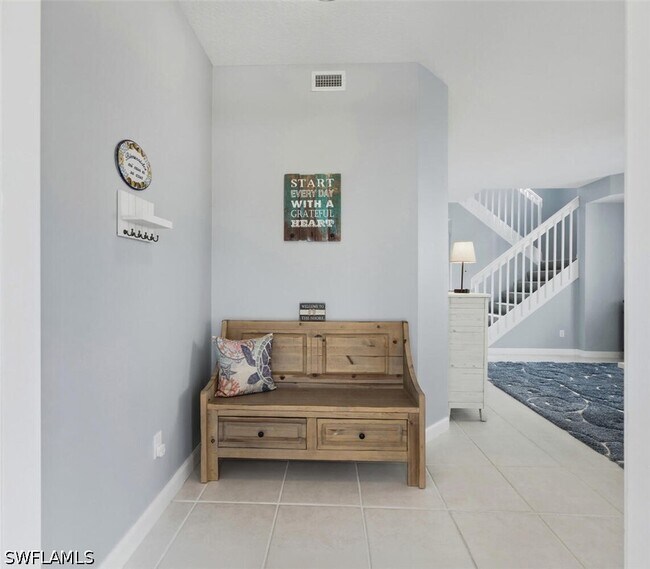 Foto del edificio - 6076 Islandwalk Blvd