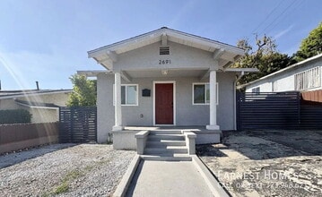 Building Photo - 2691 Thorpe Ave