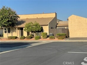 Building Photo - 29194 Murrieta Rd